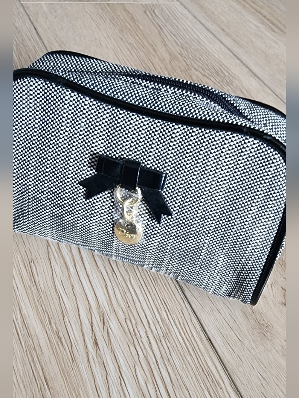 New Dior Black/white Mini Cosmetic Bag/ Coin Purse + 2 Samples Gift - Picture 2 of 6